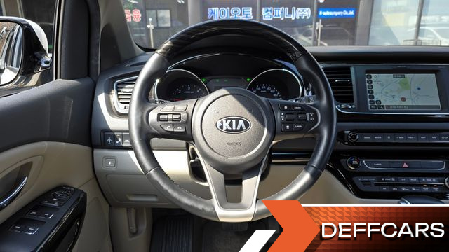 Kia CARNIVAL 9-Seater Prstige купить на сайте DeffCars