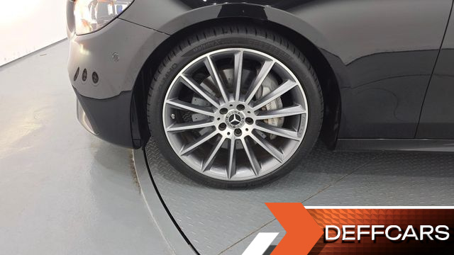 Mercedes E-CLASS E350 4MATIC AMG Line купить на сайте DeffCars