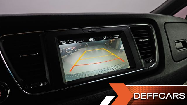 Kia CARNIVAL 11-seater Luxury купить на сайте DeffCars