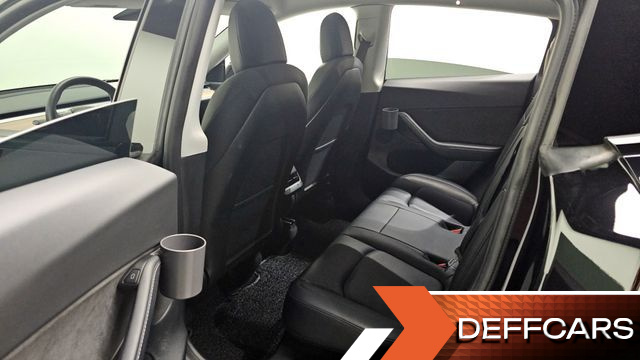 Tesla MODEL Y Long Range AWD купить на сайте DeffCars