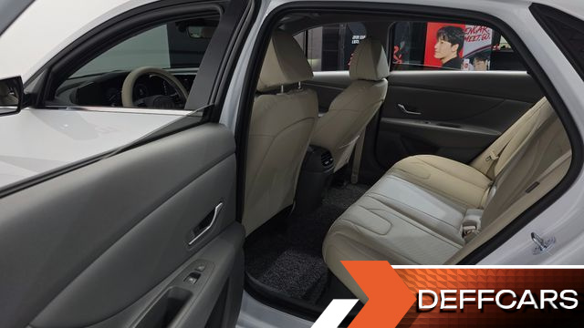 Hyundai AVANTE Inspiration купить на сайте DeffCars