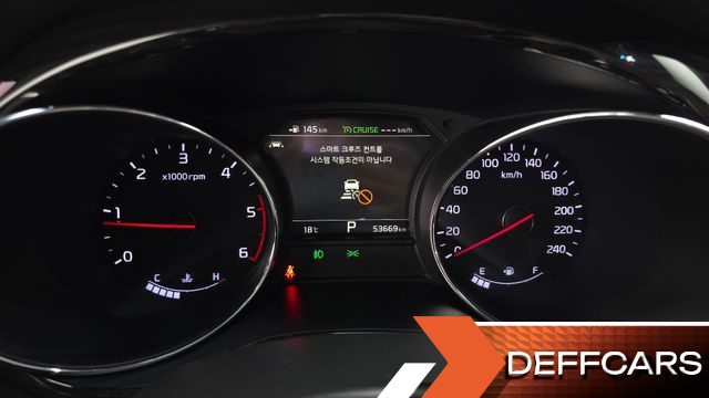 Kia CARNIVAL 9-Seater Noblesse Special купить на сайте DeffCars