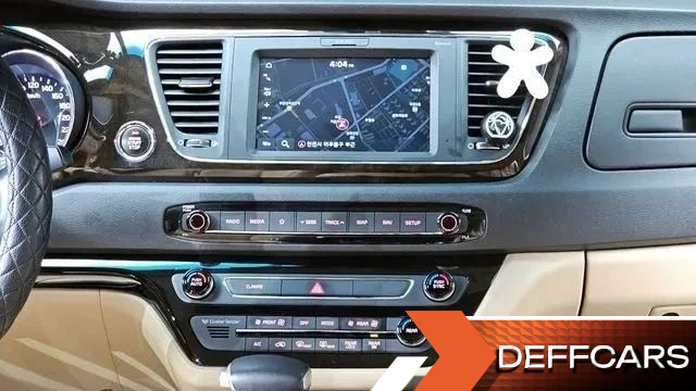 Kia CARNIVAL 7-Seater Limousine President купить на сайте DeffCars
