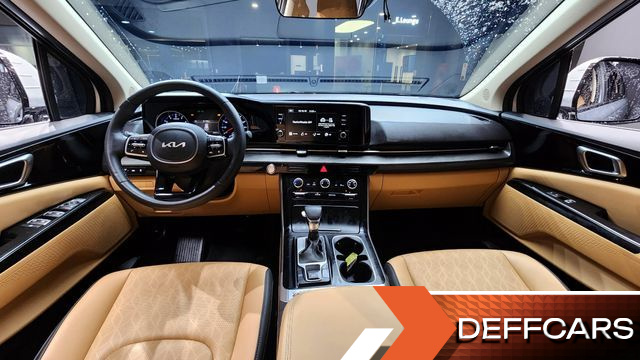 Kia CARNIVAL Gasoline 11-Seater Prestige купить на сайте DeffCars