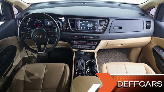 Kia CARNIVAL Gasoline 7-Seater Limousine VIP купить на сайте DeffCars