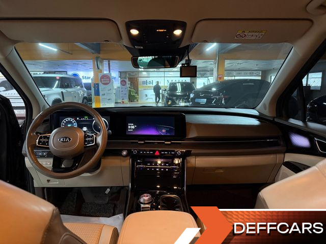 Kia CARNIVAL 9-Seater Signature купить на сайте DeffCars