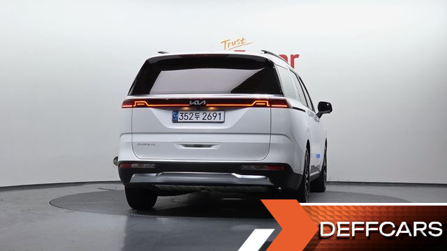 Kia CARNIVAL 9-Seater Noblesse купить на сайте DeffCars