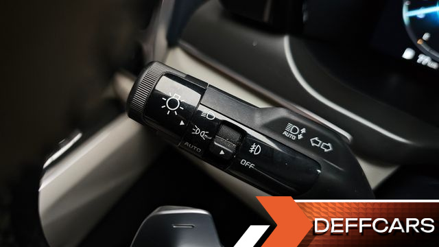 Kia SORENTO HEV 1.6 4WD Signature купить на сайте DeffCars
