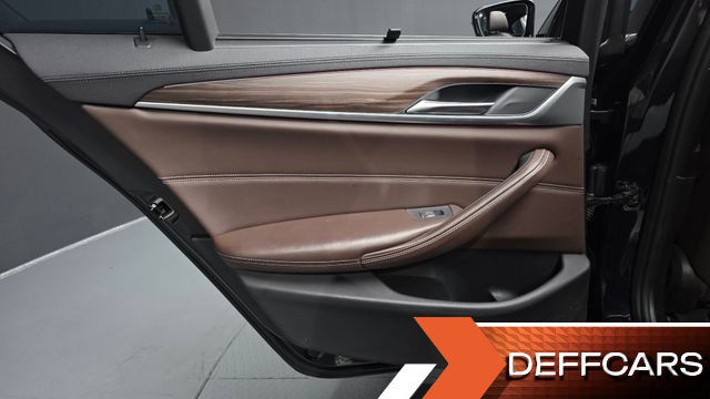 BMW 5-SERIES 520d M Sport Package Plus купить на сайте DeffCars
