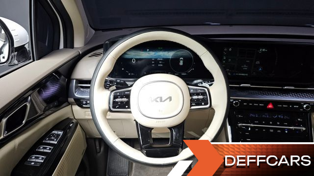 Kia CARNIVAL Gasoline 4-Seater Hi-Limousine Signature купить на сайте DeffCars