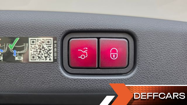 Mercedes E-CLASS E300 4MATIC Exclusive купить на сайте DeffCars
