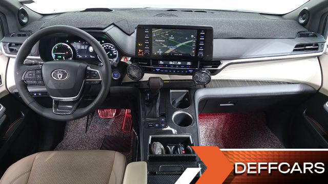 Toyota SIENNA 2.5 Hybrid 2WD купить на сайте DeffCars