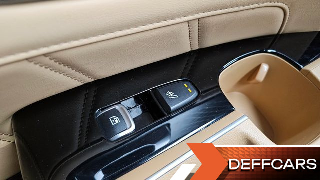 Kia SORENTO Diesel 2.2 2WD Signature купить на сайте DeffCars