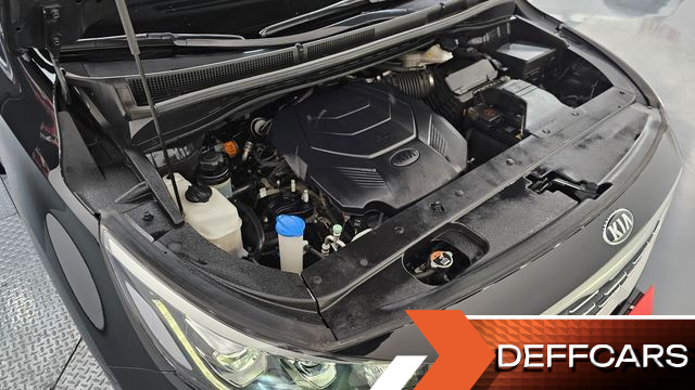 Kia CARNIVAL Gasoline 7-Seater Limousine President купить на сайте DeffCars