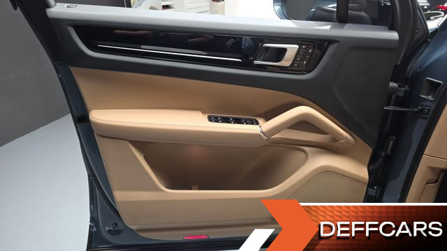 Porsche CAYENNE 3.0 купить на сайте DeffCars