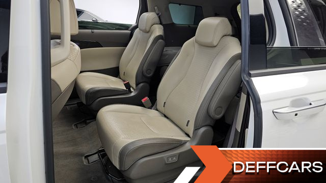 Kia CARNIVAL 9-Seater Signature купить на сайте DeffCars