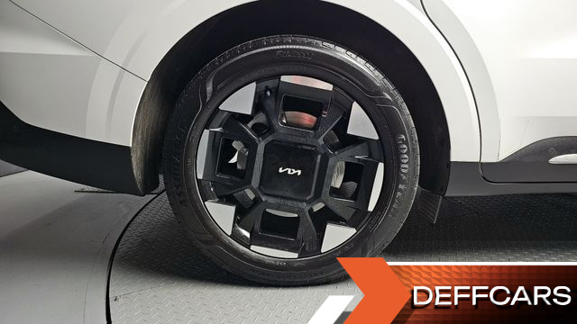Kia CARNIVAL 9-Seater Noblesse купить на сайте DeffCars