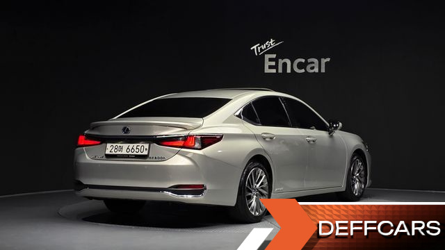 Lexus ES Luxury Plus купить на сайте DeffCars