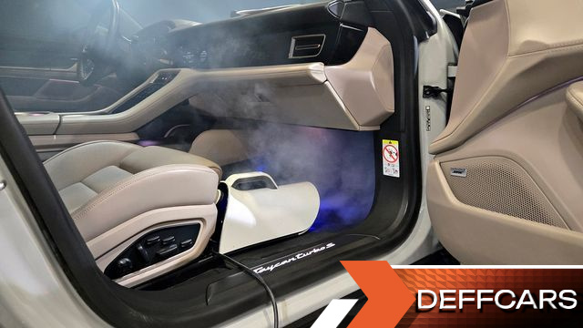 Porsche TAYCAN Turbo S купить на сайте DeffCars