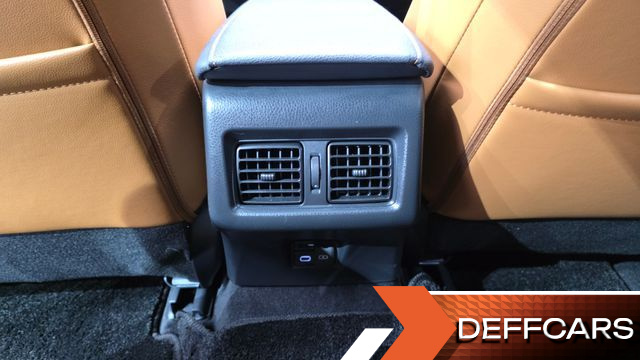 Toyota CAMRY 2.5 XLE Premium Hybrid купить на сайте DeffCars