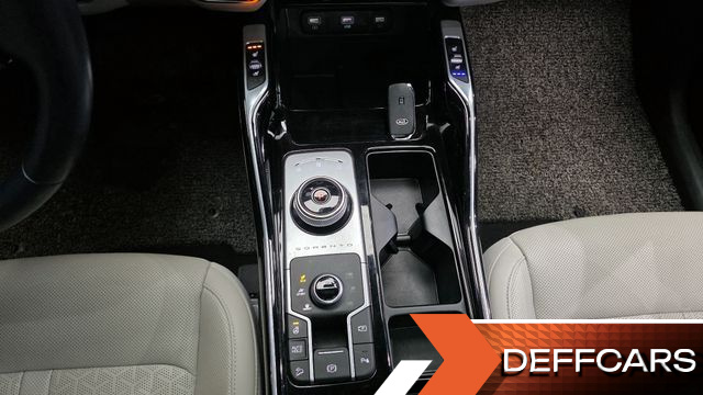 Kia SORENTO HEV 1.6 4WD Noblesse купить на сайте DeffCars