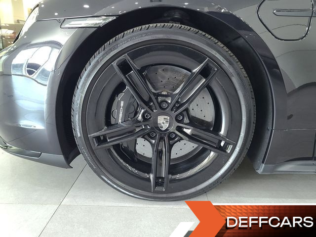 Porsche TAYCAN Turbo S купить на сайте DeffCars