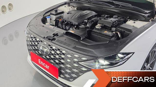 Hyundai GRANDEUR 2.5 Le Blanc купить на сайте DeffCars