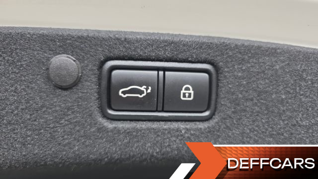 Hyundai GRANDEUR 2.5 Premium Choice купить на сайте DeffCars