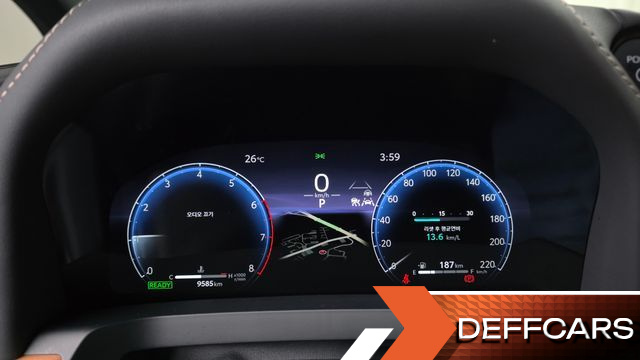 Toyota ALPHARD 2.5 HEV Executive AWD купить на сайте DeffCars