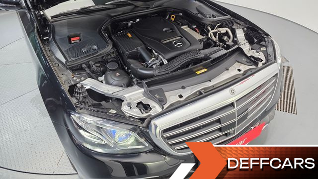 Mercedes E-CLASS E300 4MATIC Exclusive купить на сайте DeffCars