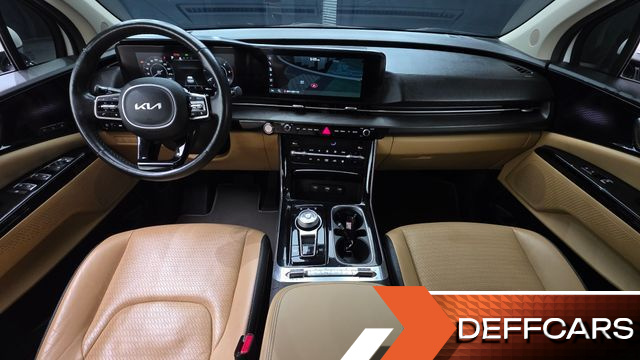 Kia CARNIVAL 9-Seater Signature купить на сайте DeffCars