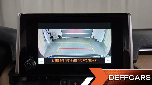 Toyota RAV4 2,5 4WD Hybrid LTD купить на сайте DeffCars