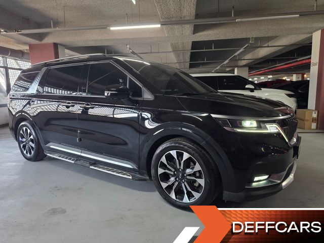 Kia CARNIVAL 7-Seater Signature купить на сайте DeffCars