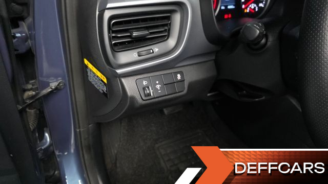 Kia STONIC 1.4 Trendy купить на сайте DeffCars