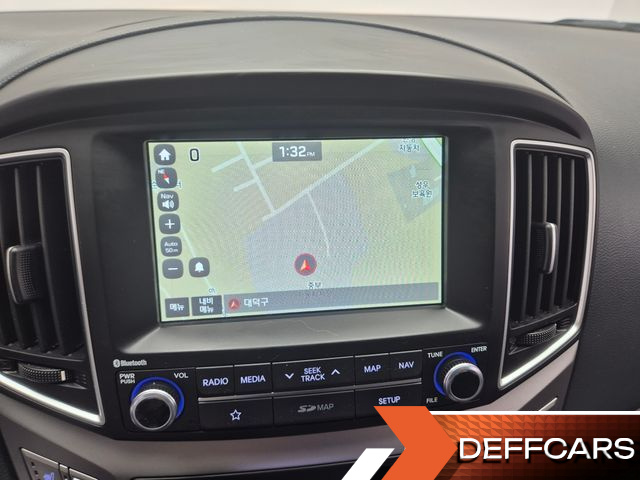 Hyundai STAREX Wagon 11-Seater Modern купить на сайте DeffCars