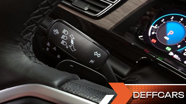 Volkswagen ATLAS 2.0 TSI R-LINE 6-Seater купить на сайте DeffCars