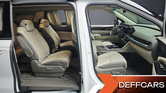 Kia CARNIVAL Gasoline 9-Seater Hi-Limousine Signature купить на сайте DeffCars