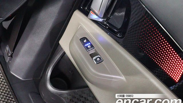 Kia CARNIVAL Gasoline 7-Seater Gravity купить на сайте DeffCars