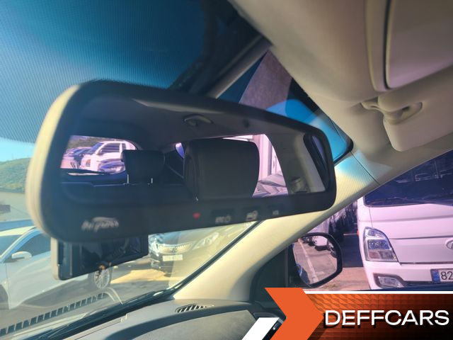 Hyundai SANTAFE Diesel(e-VGT) 2.0 2WD Premium купить на сайте DeffCars