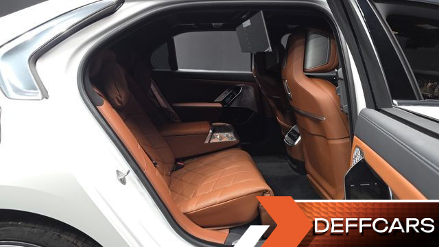 BMW 7-SERIES 750e xDrive Design Pure Excellence купить на сайте DeffCars