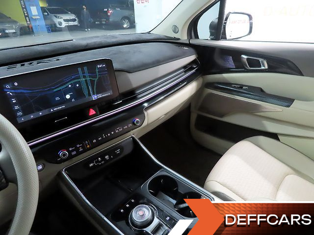 Kia CARNIVAL 9-Seater Gravity купить на сайте DeffCars