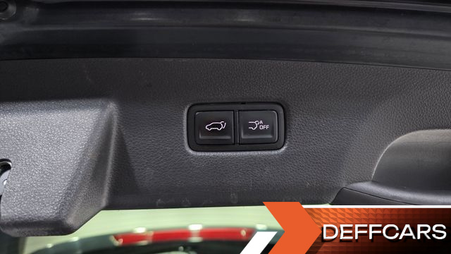 Kia CARNIVAL 9-Seater Noblesse купить на сайте DeffCars