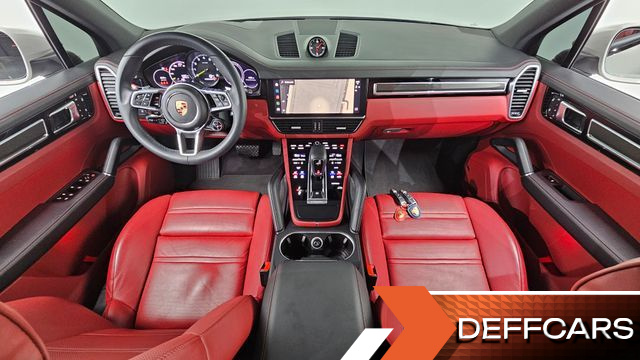 Porsche CAYENNE 3.0 E-HYBRID PLATINUM EDITION купить на сайте DeffCars