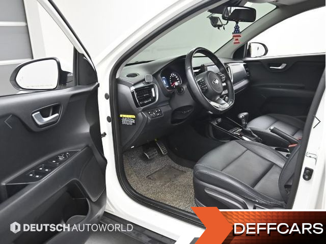 Kia STONIC Diesel 1.6 Prestige купить на сайте DeffCars