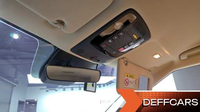 Kia CARNIVAL 9-Seater Prestige купить на сайте DeffCars