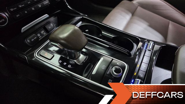 Kia STINGER 2.0 Turbo 2WD Platinum купить на сайте DeffCars