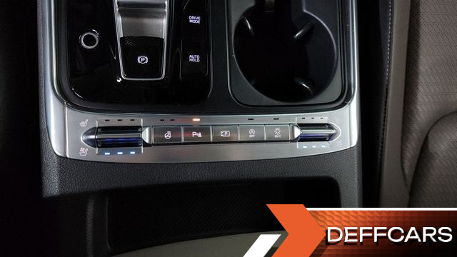 Kia CARNIVAL 9-Seater Noblesse купить на сайте DeffCars