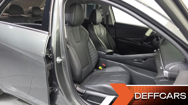 Hyundai AVANTE 1.6 Inspiration купить на сайте DeffCars