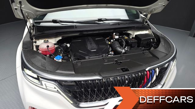 Kia CARNIVAL 9-Seater Noblesse купить на сайте DeffCars