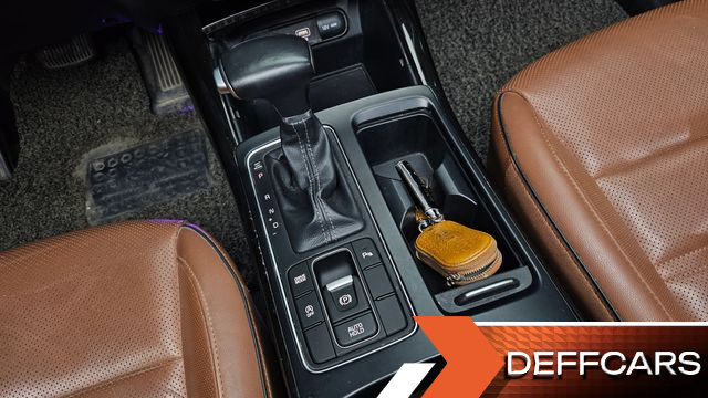 Kia SORENTO Diesel 2.2 2WD Noblesse Special купить на сайте DeffCars